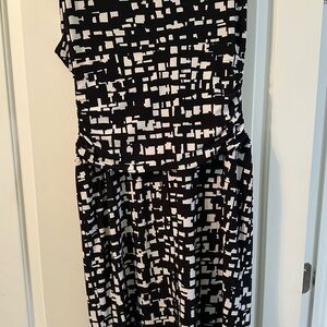 Nine West Black and White Geometric Dress